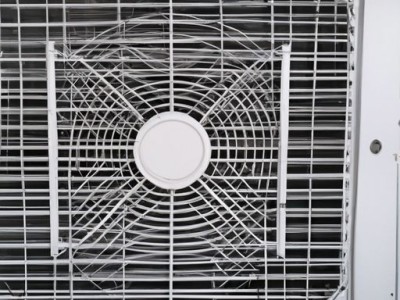空调被可以放洗衣机里洗吗？
