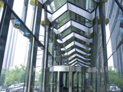 玻璃折叠门及玻璃折叠门推拉门的优势及适用场景