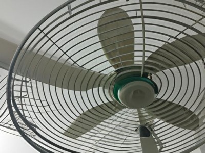 风扇和空调扇哪个好用？对比分析