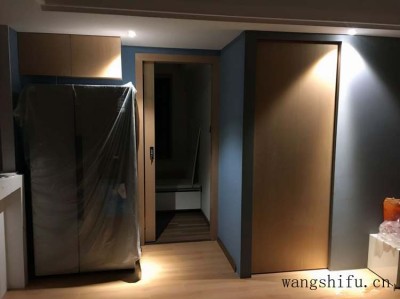 实用面积80㎡，公摊了25㎡，厨房很小，硬装花15W，启动房奴生活（公摊面积精装修）