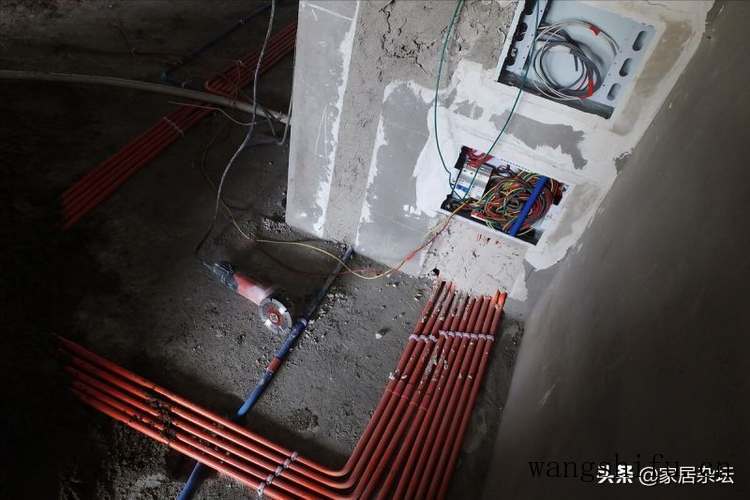 怎么去除油漆味？ 要从污染源头抓起
