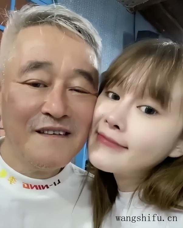 奢侈!赵本山女儿装修婚房:衣帽间花了1000万,电竞室花了500万 旧房翻新 第5张 奢侈!赵本山女儿装修婚房:衣帽间花了1000万,电竞室花了500万 旧房翻新 粉刷匠第5张 奢侈!赵本山女儿装修婚房:衣帽间花了1000万,电竞室花了500万 旧房翻新 第5张 奢侈!赵本山女儿装修婚房:衣帽间花了1000万,电竞室花了500万 旧房翻新 粉刷匠第5张