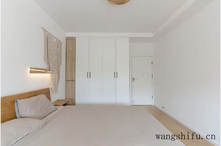 70㎡旧房改造,全屋网红色,客厅像蜗居,完工后却很浪漫 旧房翻新 第13张 70㎡旧房改造,全屋网红色,客厅像蜗居,完工后却很浪漫 旧房翻新 粉刷匠第13张 70㎡旧房改造,全屋网红色,客厅像蜗居,完工后却很浪漫 旧房翻新 第13张 70㎡旧房改造,全屋网红色,客厅像蜗居,完工后却很浪漫 旧房翻新 粉刷匠第13张