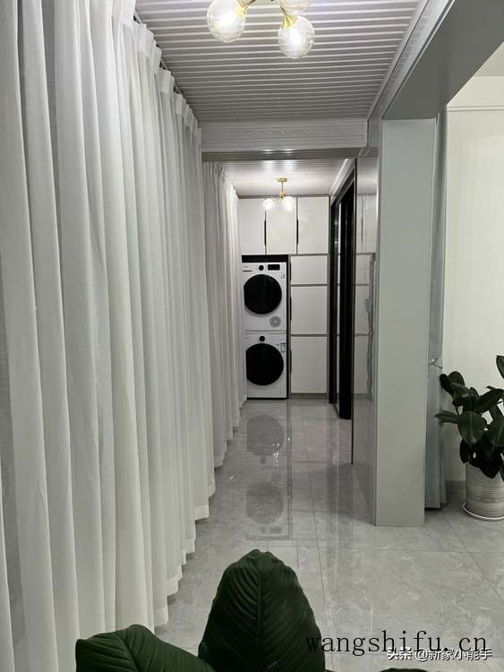 她家花19万装修95平小三房,不做电视墙,把阳台打通效果非常满意 旧房翻新 第8张 她家花19万装修95平小三房,不做电视墙,把阳台打通效果非常满意 旧房翻新 粉刷匠第8张 她家花19万装修95平小三房,不做电视墙,把阳台打通效果非常满意 旧房翻新 第8张 她家花19万装修95平小三房,不做电视墙,把阳台打通效果非常满意 旧房翻新 粉刷匠第8张